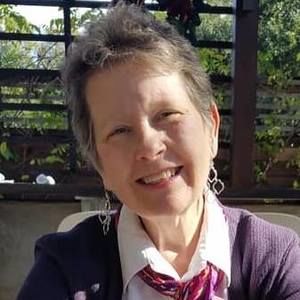 Meet your Posher, Suzanne